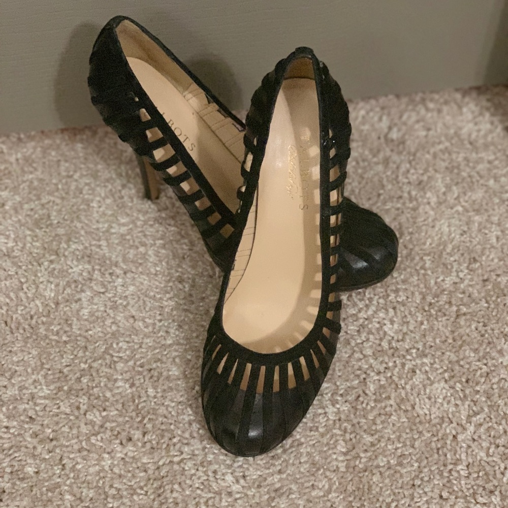 New! Black Talbots Pumps